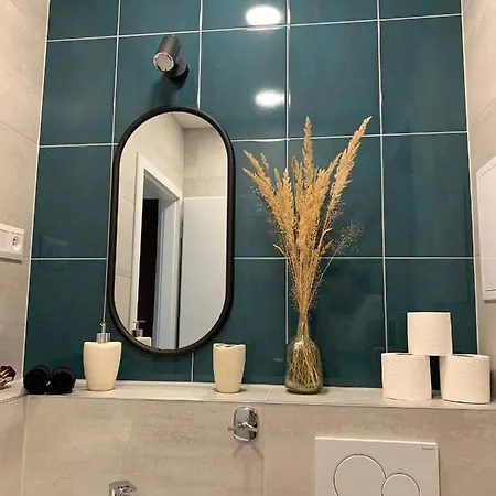 Stylova Garsonka S Parkovanim Blizko Centra Appartement Nitra
