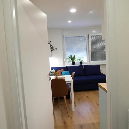 Stylova Garsonka S Parkovanim Blizko Centra Appartement *